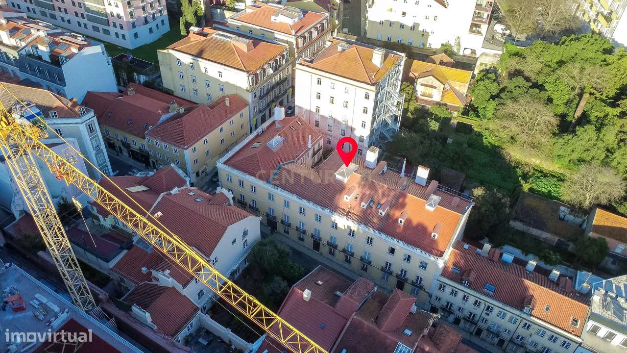 Elegante Apartamento T3 Renovado no Centro Histórico de Lisboa – Rua d-37