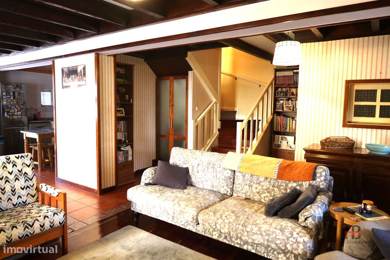 Oportunidade Única: Moradia T3 no Centro de Gondomar-26