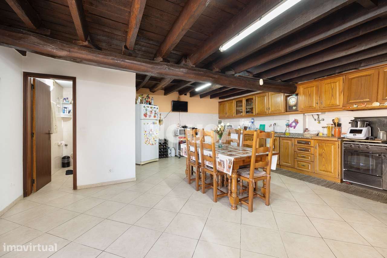 Moradia T3 com terreno de 2.157 m² – Raposeira, Colmeias | Leiria-5