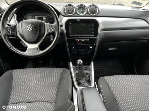 Suzuki Vitara 1.6 Comfort 2WD - 13