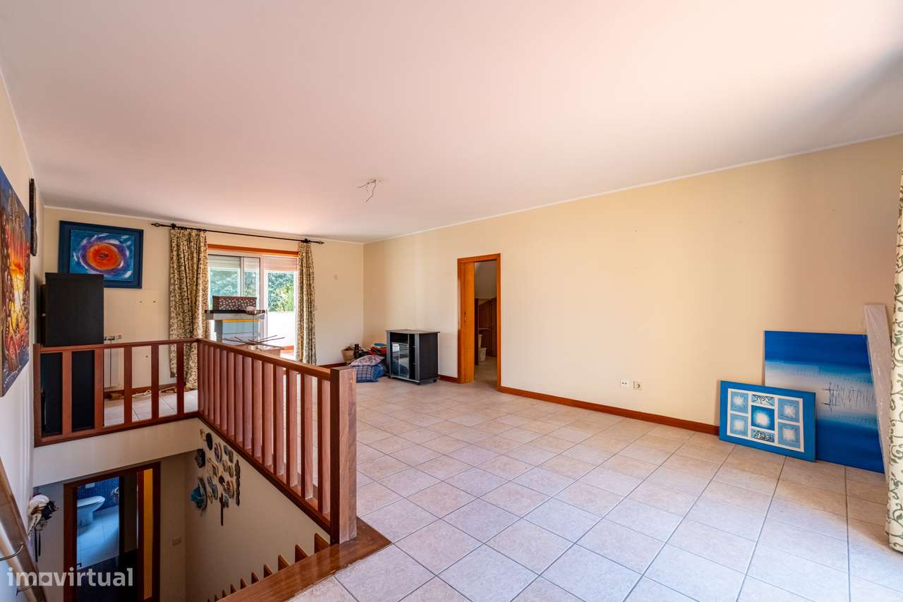Magnifica Moradia T4 - Aldeamento privado com duas piscinas na Maia-33