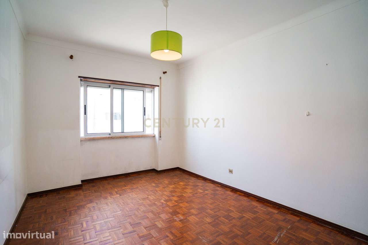 APARTAMENTO T2+2 | ZONA CENTRO | CALDAS DA RAINHA-20