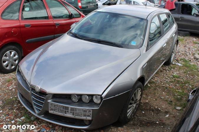 Alfa Romeo 159 2006 1.9JTD 939A2000 Kombi - 2