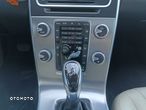 Volvo V60 D5 Drive-E Momentum - 15