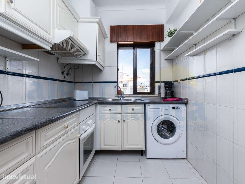 Apartamento T1, situado a cerca de 650 metros da praia! - Grande imagem: 4/18