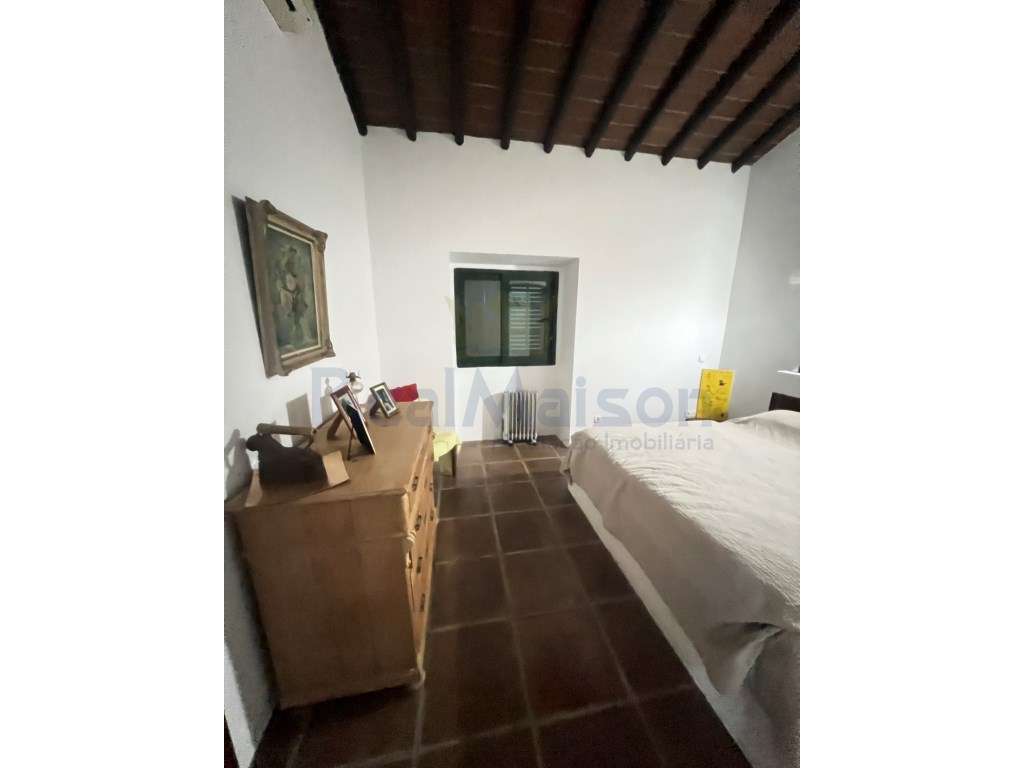 Vende-se Moradia T3 c/ Piscina em Vila Boim-23