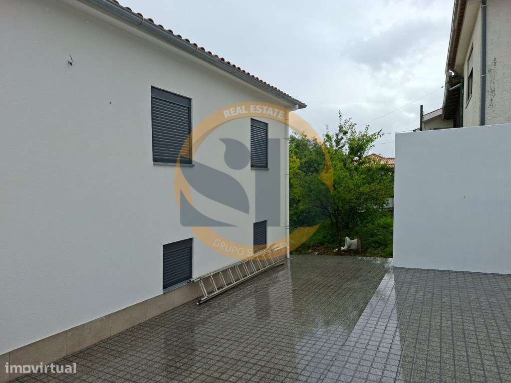 Moradia Nova Vila Cucujães Oliveira Azeméis-19