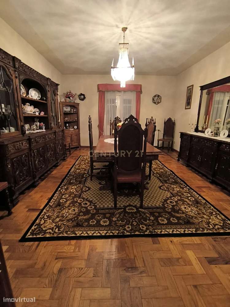 Espetacular Moradia em Quintela de Lampaças, Bragança - Grande imagem: 4/6