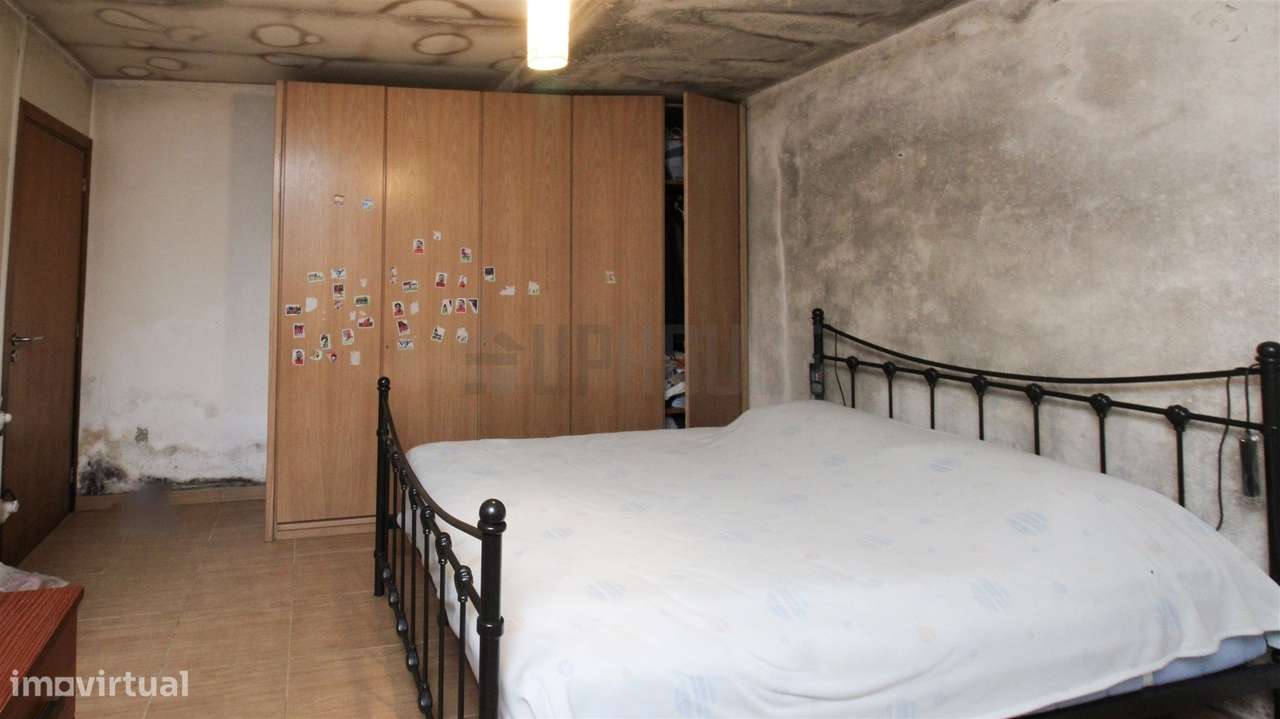 Moradia T3 em Abraveses - O potencial para criar a casa dos seus sonho-8