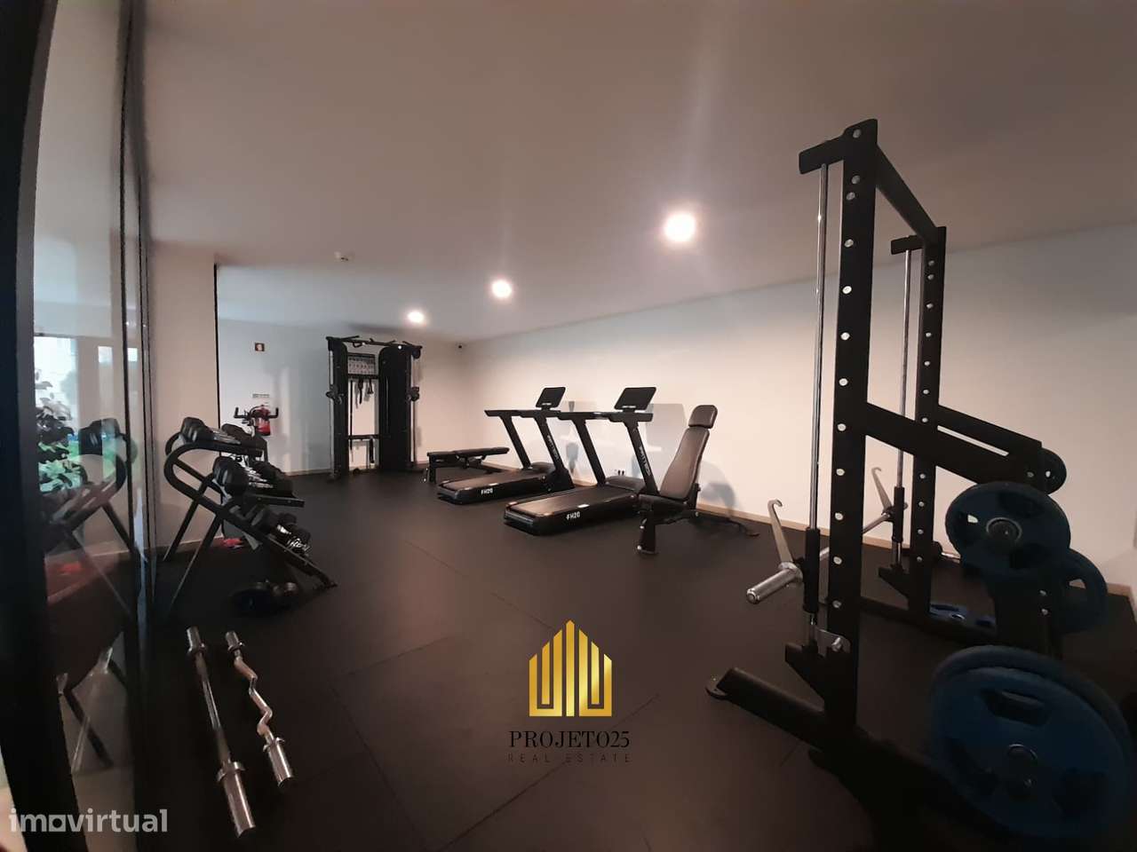 T0/T1 Hosp São João, Metro e Polo Universitário, Ginásio, Cowork-17