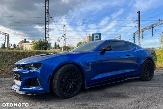 Chevrolet Camaro Coupe 6.2 V8 - 9