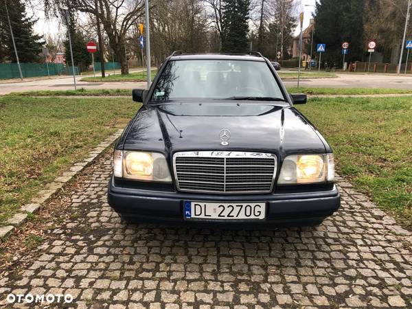 Mercedes-Benz W124 (1984-1993) - 2