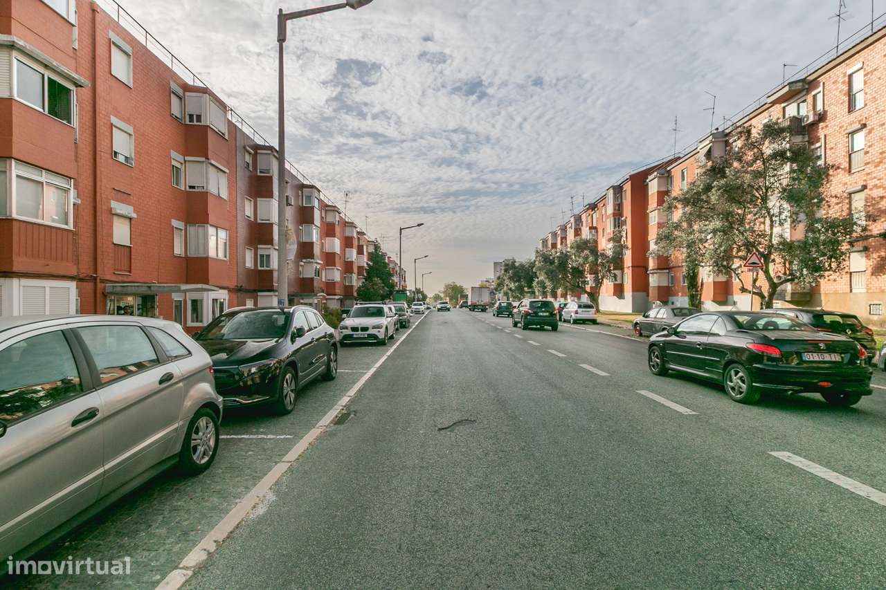 APARTAMENTO T3 | 80M² | OLIVAIS NORTE | BAIRRO DA ENCARNAÇÃO - Grande imagem: 5/7