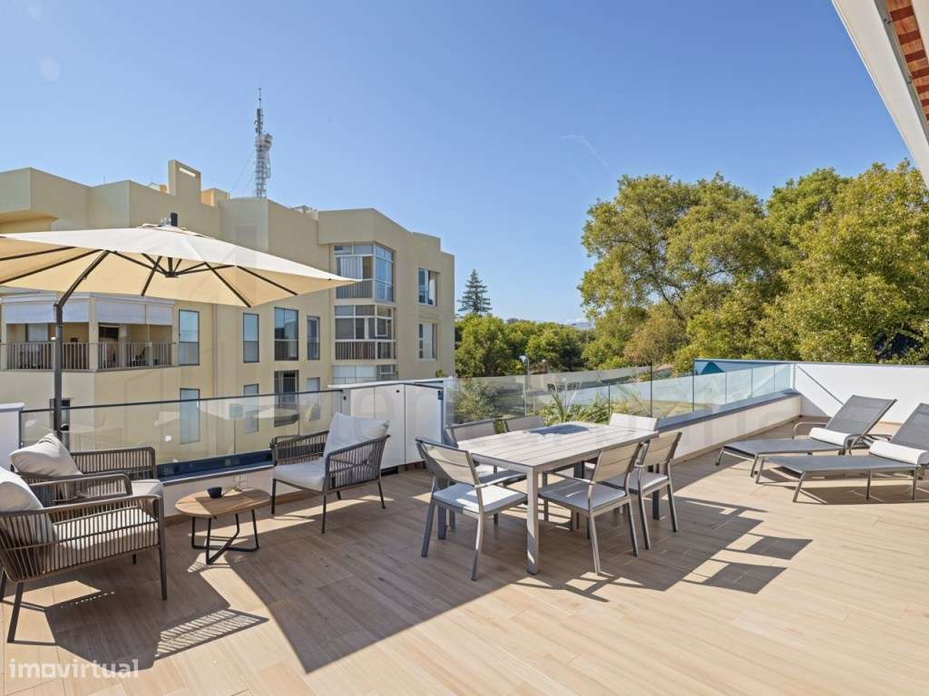 FABULOSA PENTHOUSE JUNTO À PRAIA DA PAREDE - CASCAIS-7