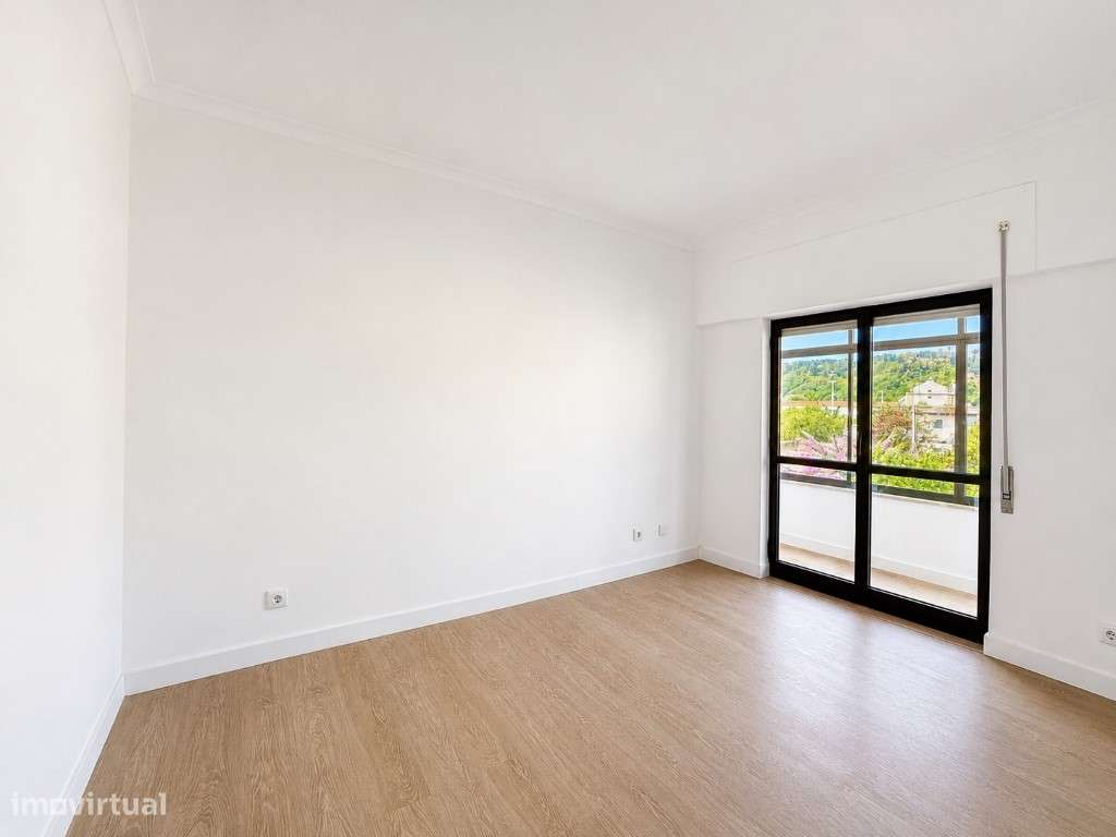 Apartamento T3 - Totalmente remodelado || Centro de Tomar-16