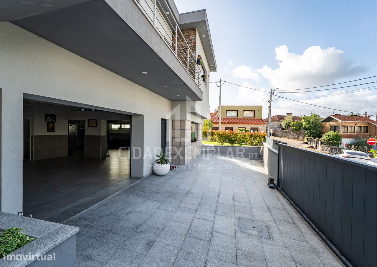 MORADIA T3 DE LUXO C/ PISCINA-Centro de Penafiel-7