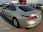 Toyota Camry - 2