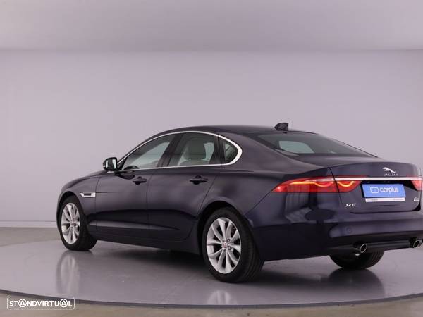 Jaguar XF 2.0 D Prestige AWD - 5