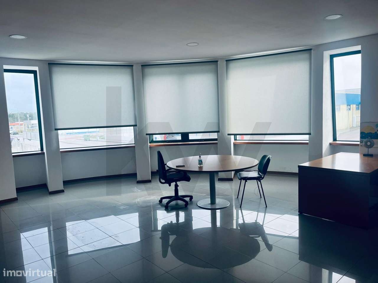 Armazém 767m2 com terreno 1854m2-7