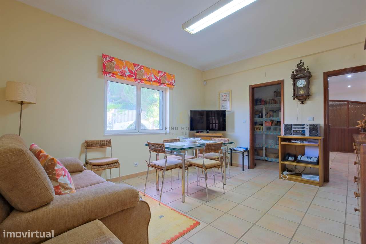 Moradia Isolada T4 com piscina, campo de ténis e logradouro em Cachoei-31