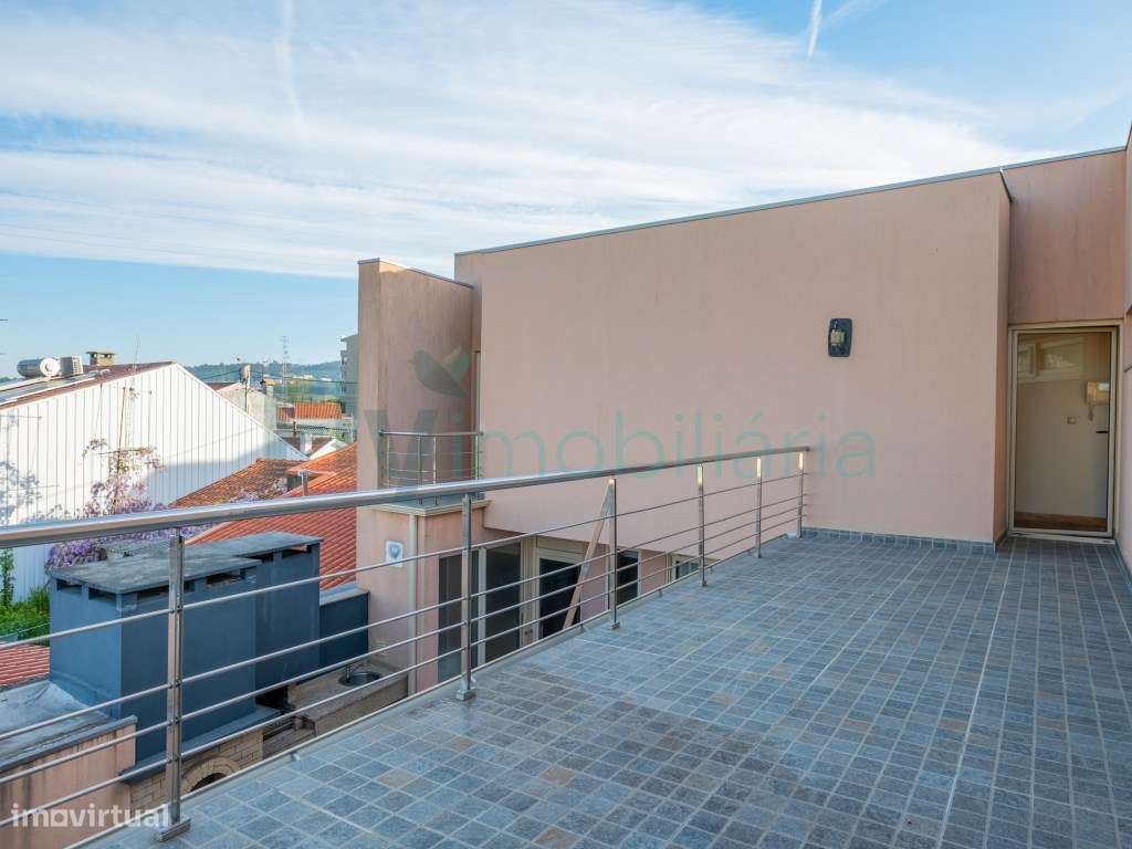 Moradia T3 em Fermentões com Piscina e Zona de Churrasqueira-41