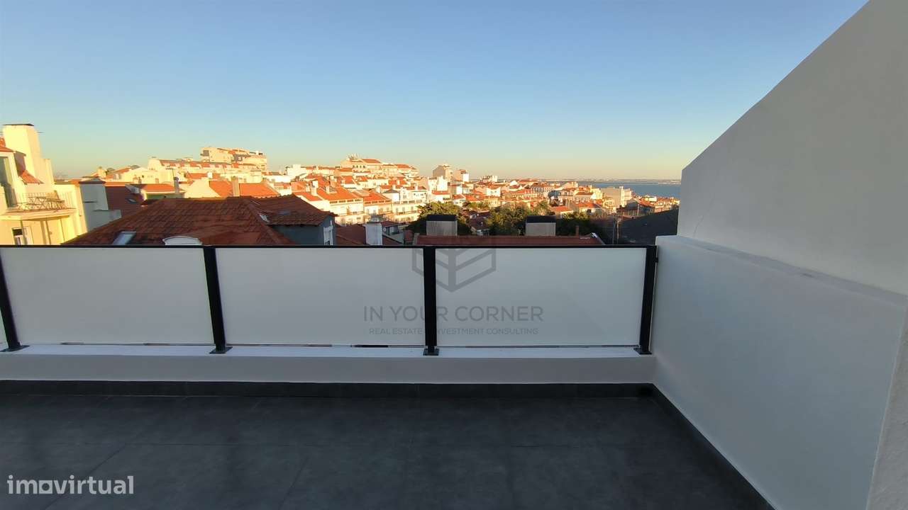 Apartamento T4 DUPLEX Venda em São Vicente,Lisboa-4