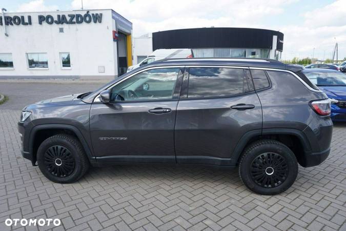 Jeep Compass - 8