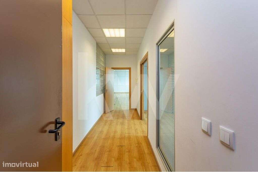 Excelente escritório 284,00m2 no centro de Telheiras Junto ao Parque d - Grande imagem: 5/44