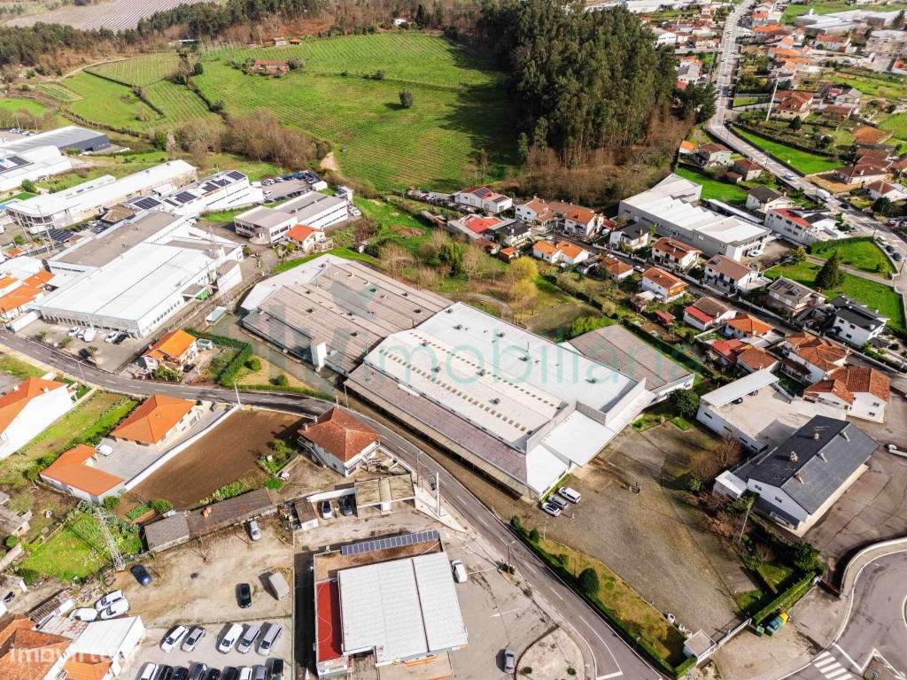 Pavilhão Industrial em Felgueiras - Excelente Oportunidade de Inves...-37