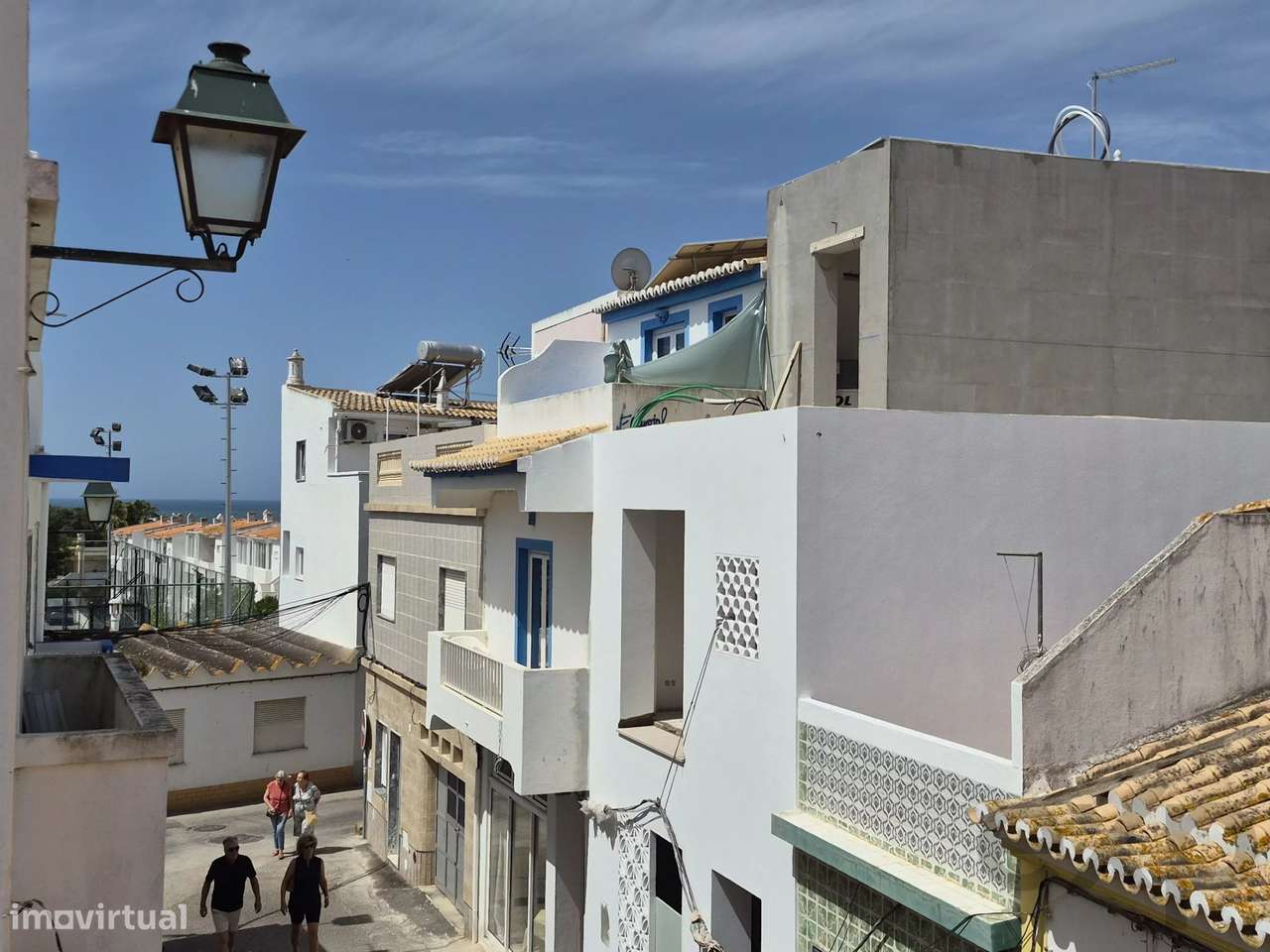 Casa nova, 2 quartos, amplo pátio, centro de Alvor-27