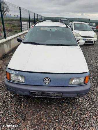 Dezmembrez VW Passat 3 - 1