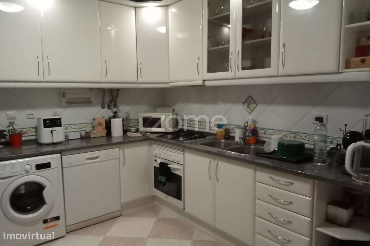 T2 com elevador na Quinta da Marialva - Grande imagem: 1/15