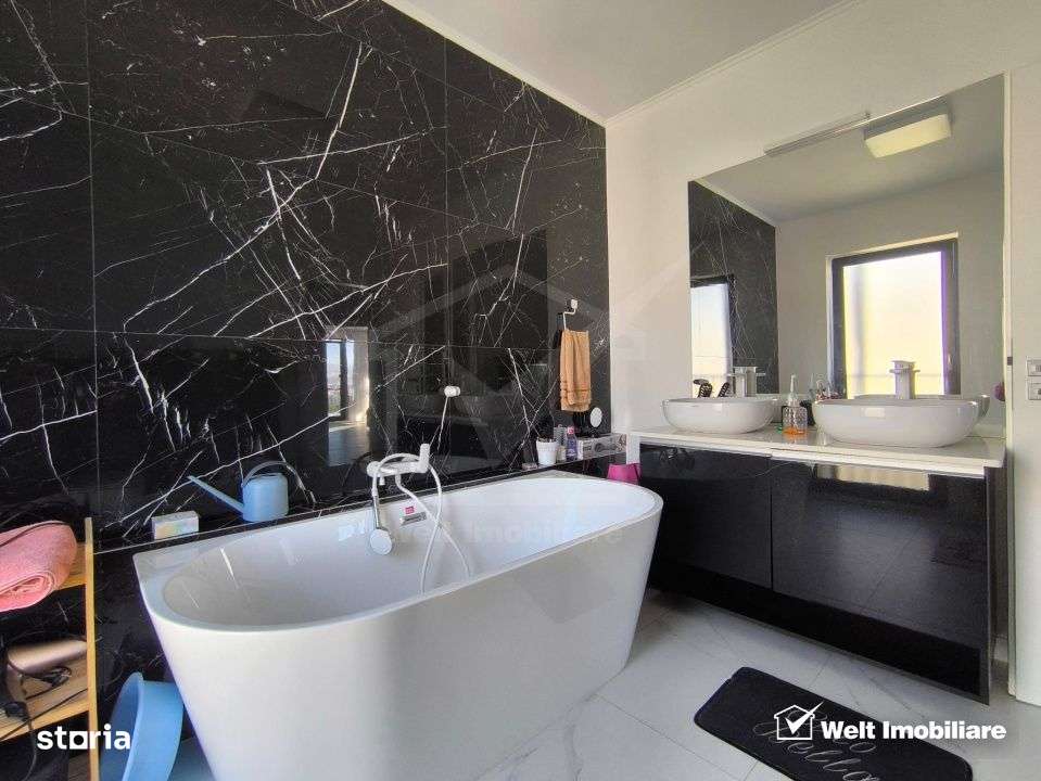 Vila panoramica, deosebita, cartier Voronet, 222 mp utili, 512 m.p. te - Imagine principală: 5/19