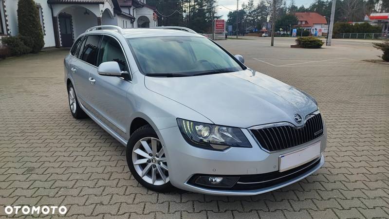 Skoda Superb 1.6 TDI GreenLine - 34