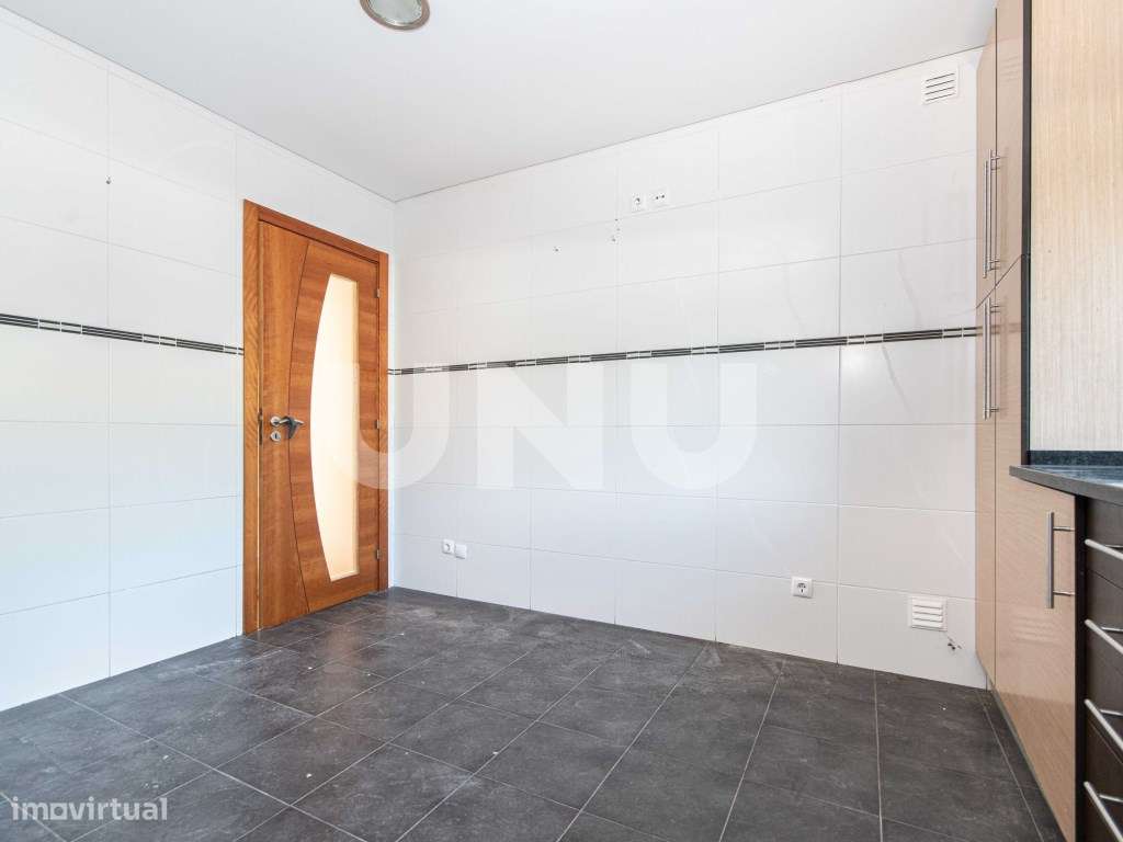 Moradia T3, inserida em condomínio privado, na Carnota, Alenquer!-11