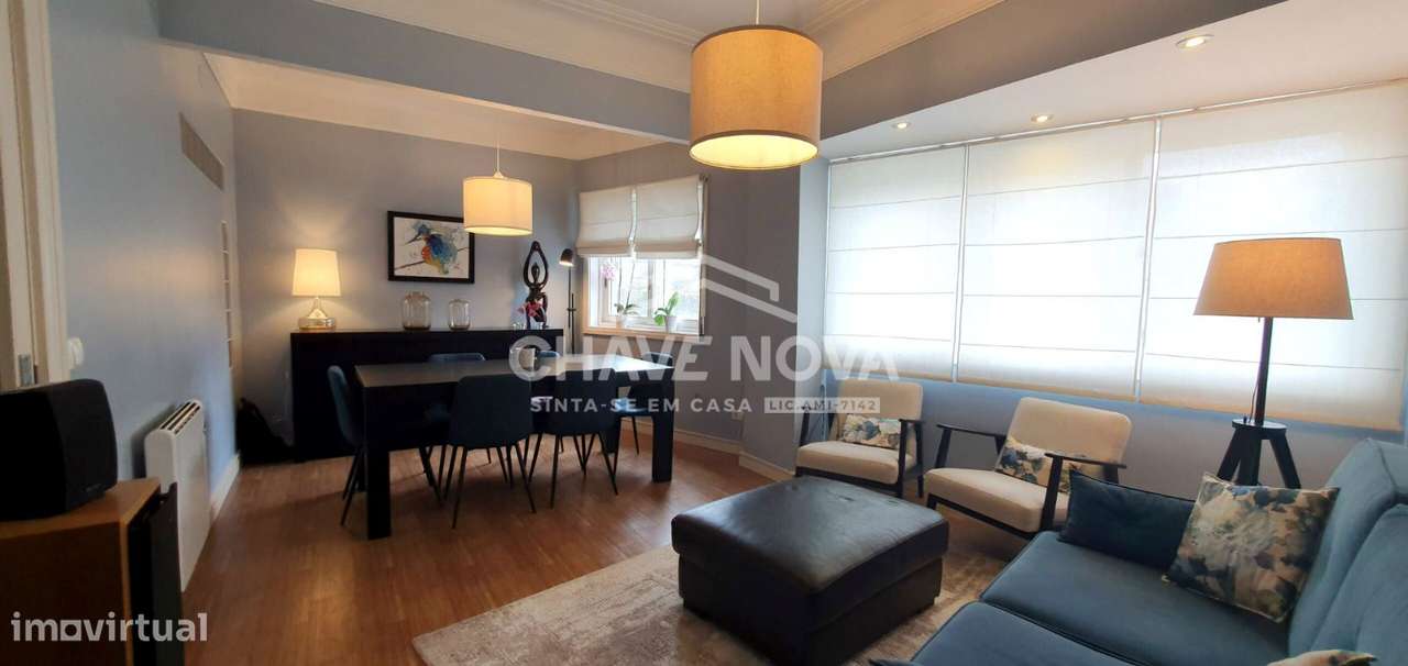 Moradia Bi-Familiar T4 + T2 com Potencial de Rendimento em Ramalde ...-0