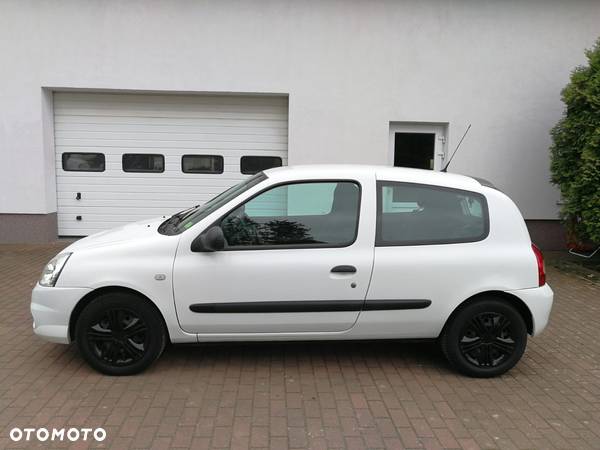 Renault Clio 1.2 Campus Authentique - 10