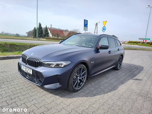 BMW Seria 3 330e M Sport - 1