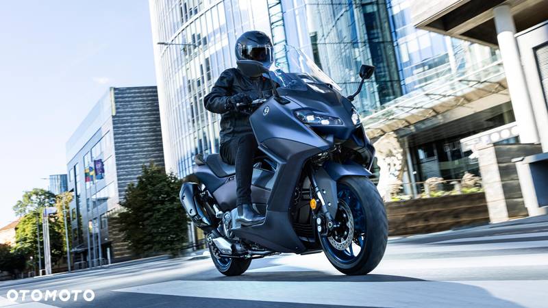 Yamaha Tmax - 5