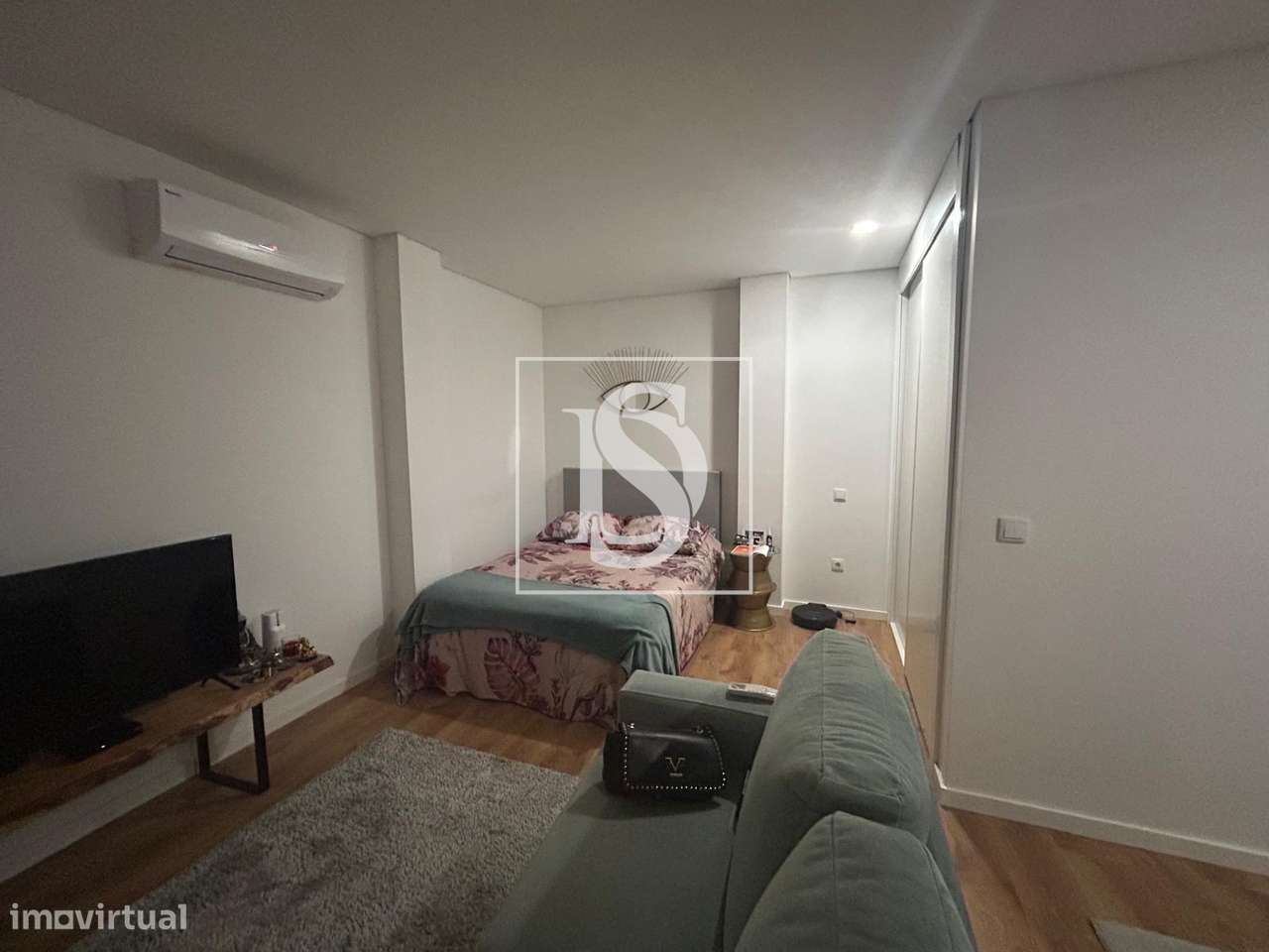 Apartamento T0 no coração de Viseu-5