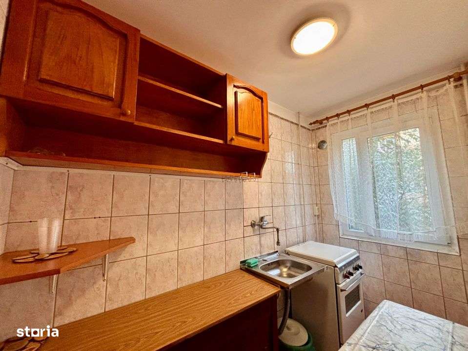 Apartament pentru inchiriat, 2 Camere, Etaj 1 - Craiovita Noua - Imagine principală: 5/7