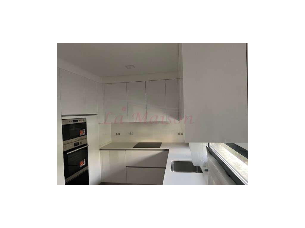 Condomínio privado de luxo V4 Duplex no Fanqueiro-7