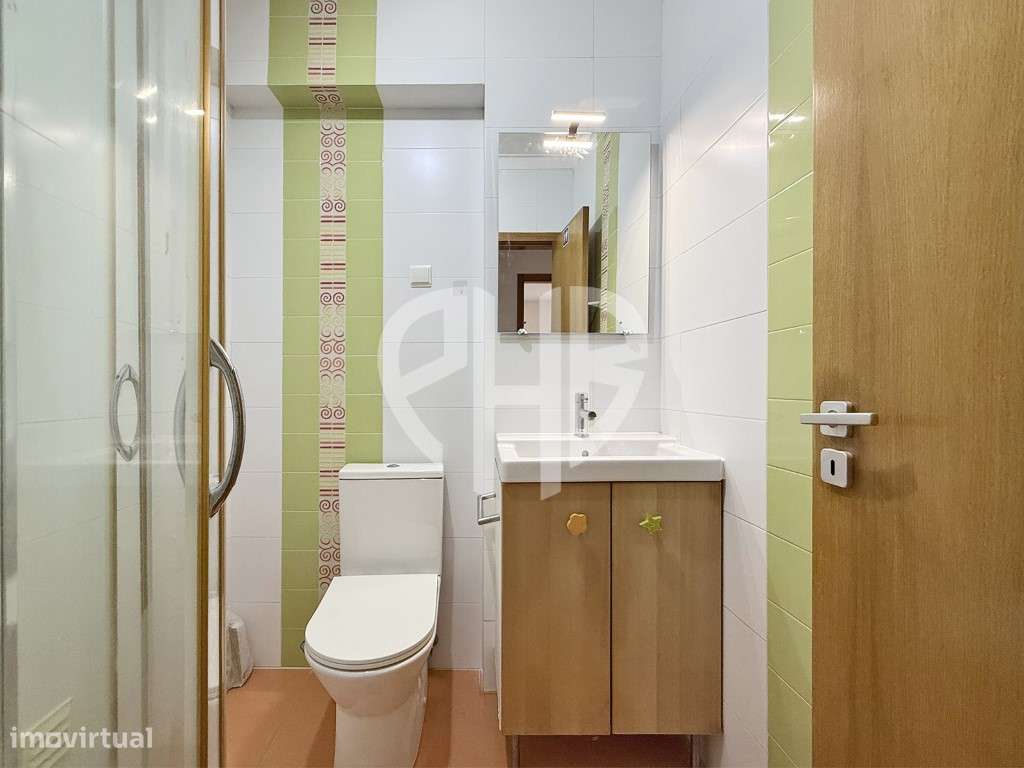 Apartamento T3 com 127 m² | Arrecadação nas Águas Furtadas | Massamá-30