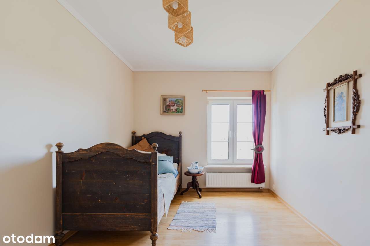 Wolnostojący, imponujący dom 361 m2, do zamieszkania-7