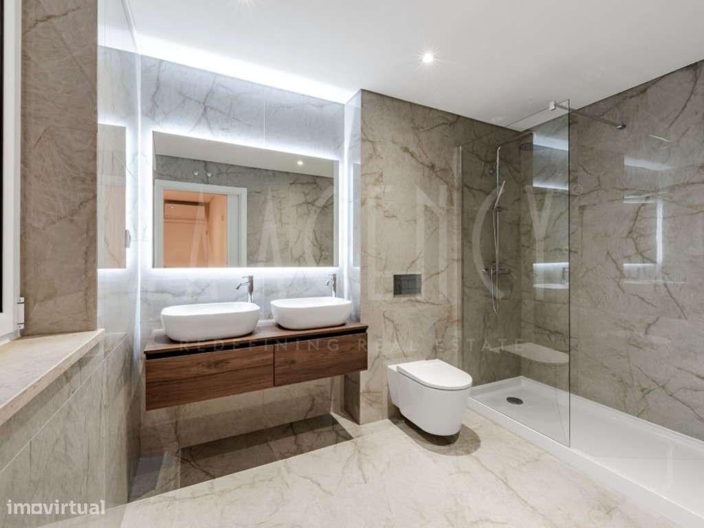 Apartamento T3 com vista mar-11