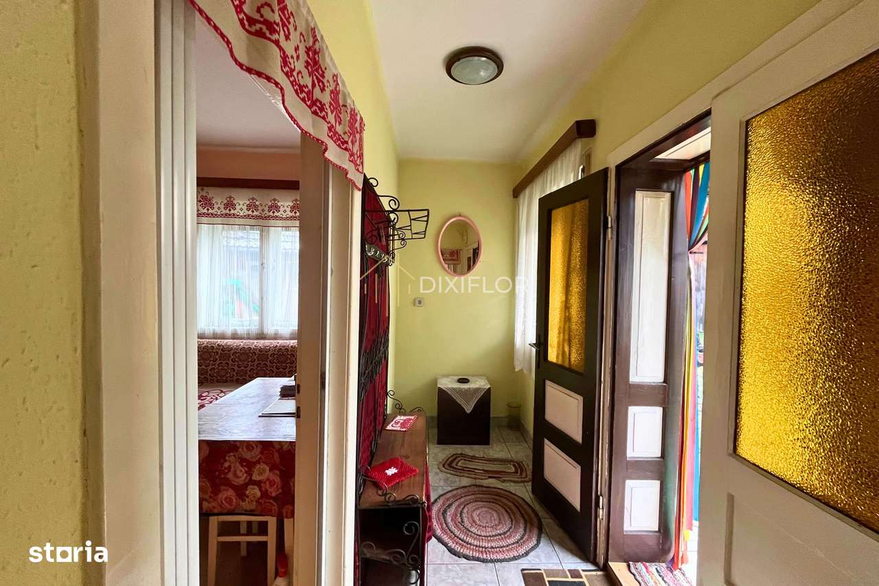 Casă bătrânească cu teren generos | Sovata | 120.000 €-2