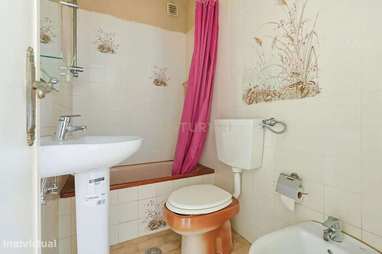 T2 na Arrentela junto à Baía do Seixal – Excelente oportunidade para r-8