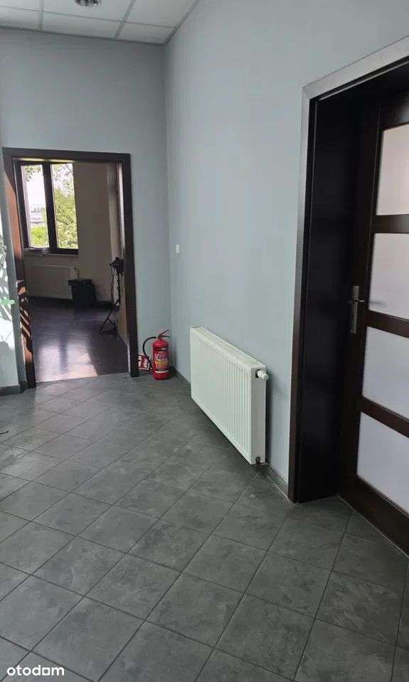 Na sprzedaż Hala z rampą i możliwością rozbudowy (-13