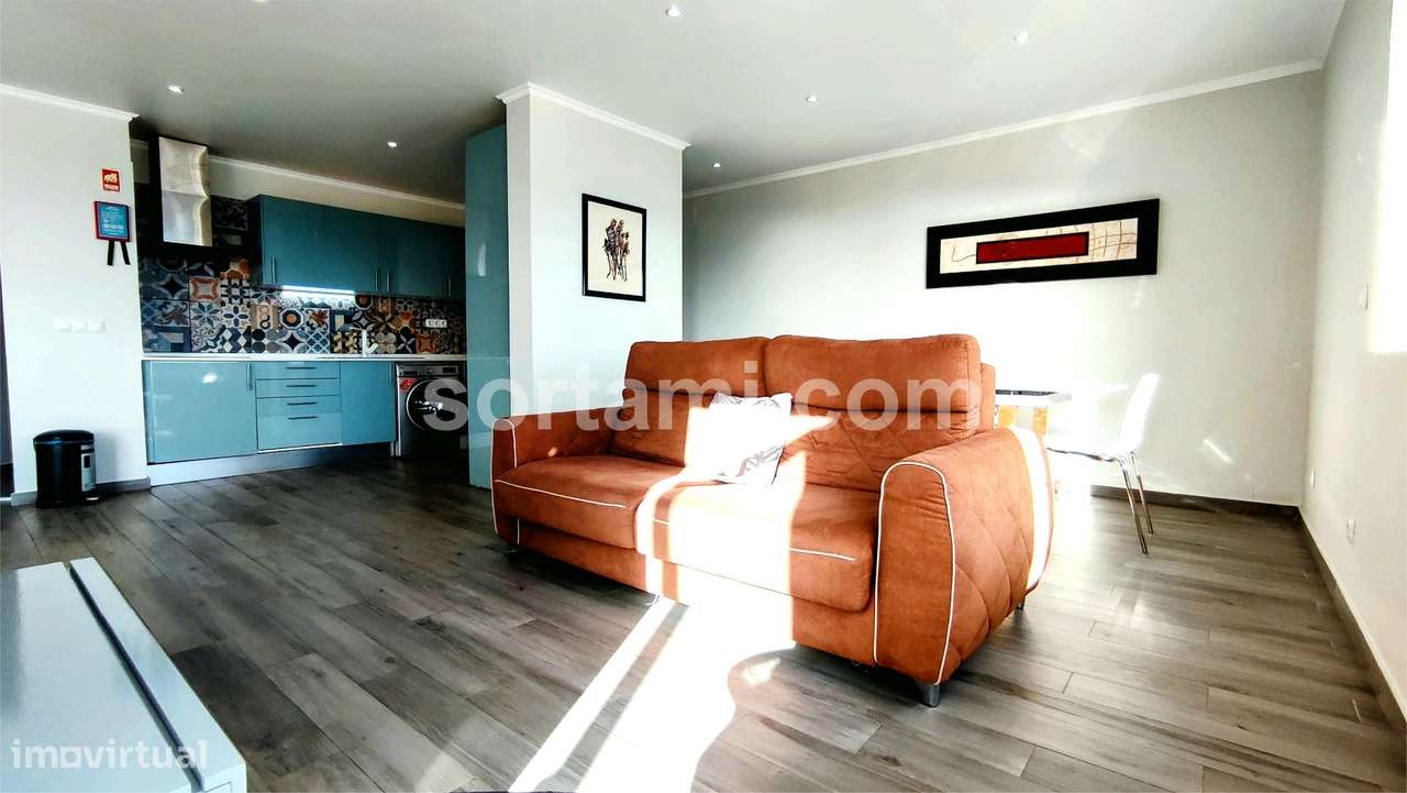 Apartamento T2 Venda em Portimão,Portimão - Grande imagem: 2/22