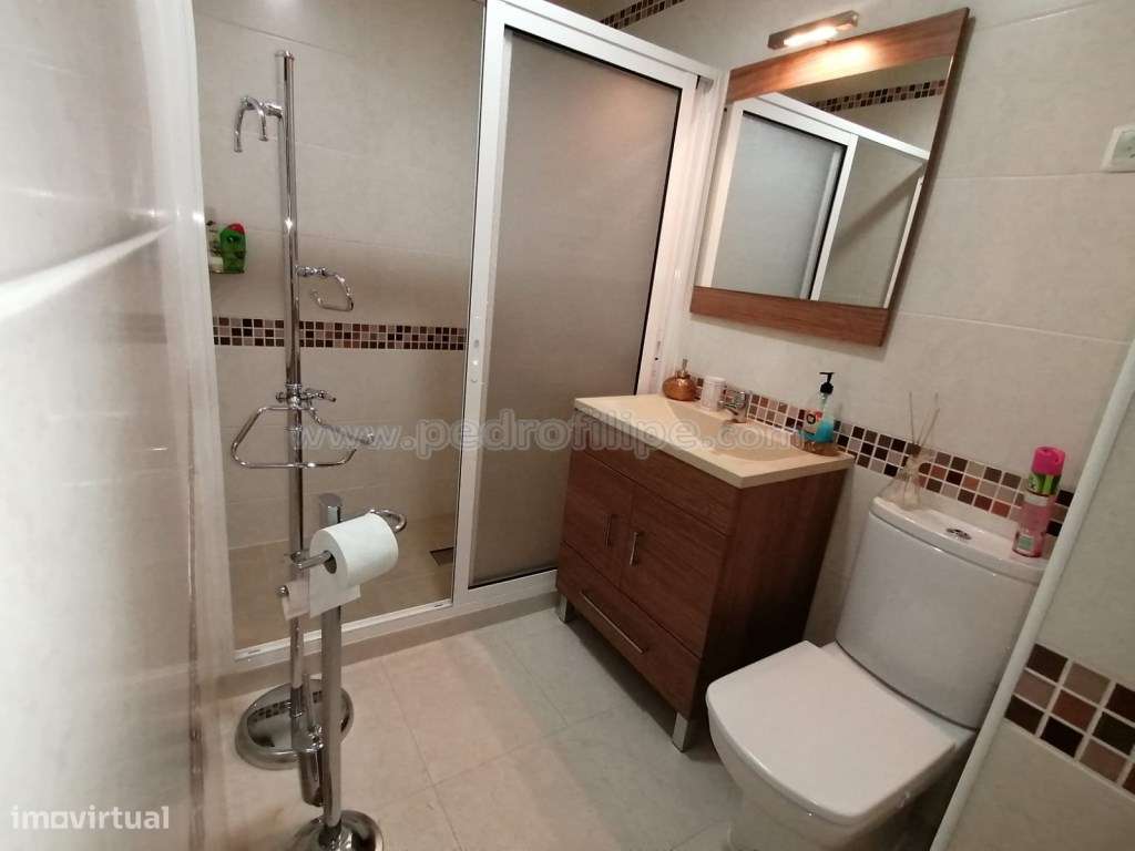 Moradia T3 isolada no Zambujal-11